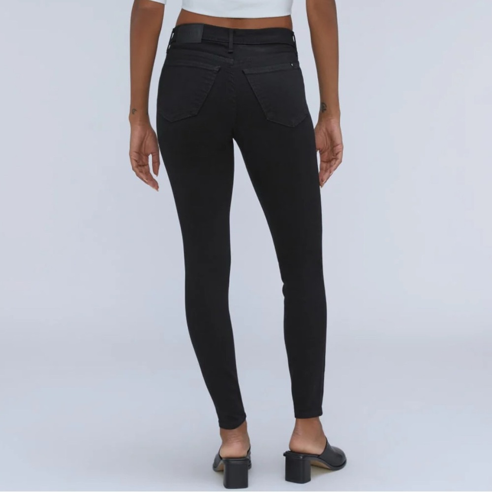 NWT Everlane The Mid-Rise Skinny Stretch Jeans Black Size 28 - Picture 3 of 9